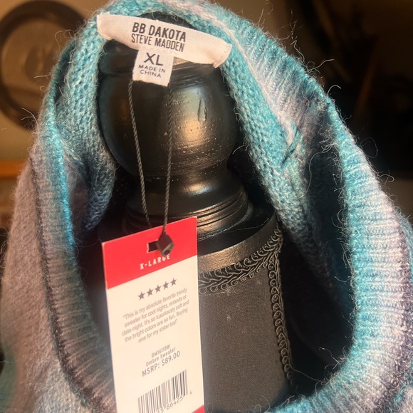 Steve Madden multi blue/grey sweater XL NWT - Picture 3 of 4